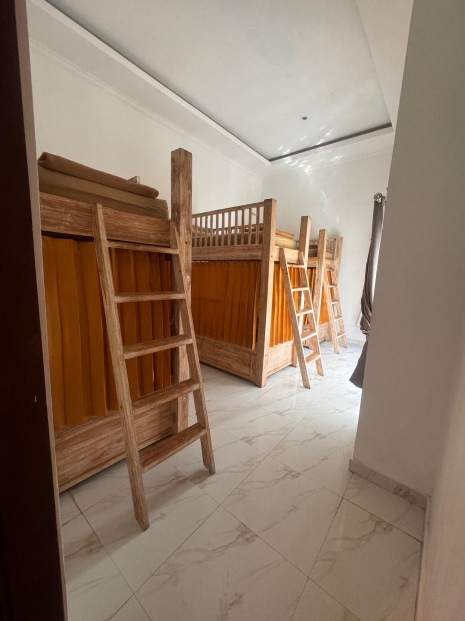 Dream Beach Hostel Lembongan מראה חיצוני תמונה